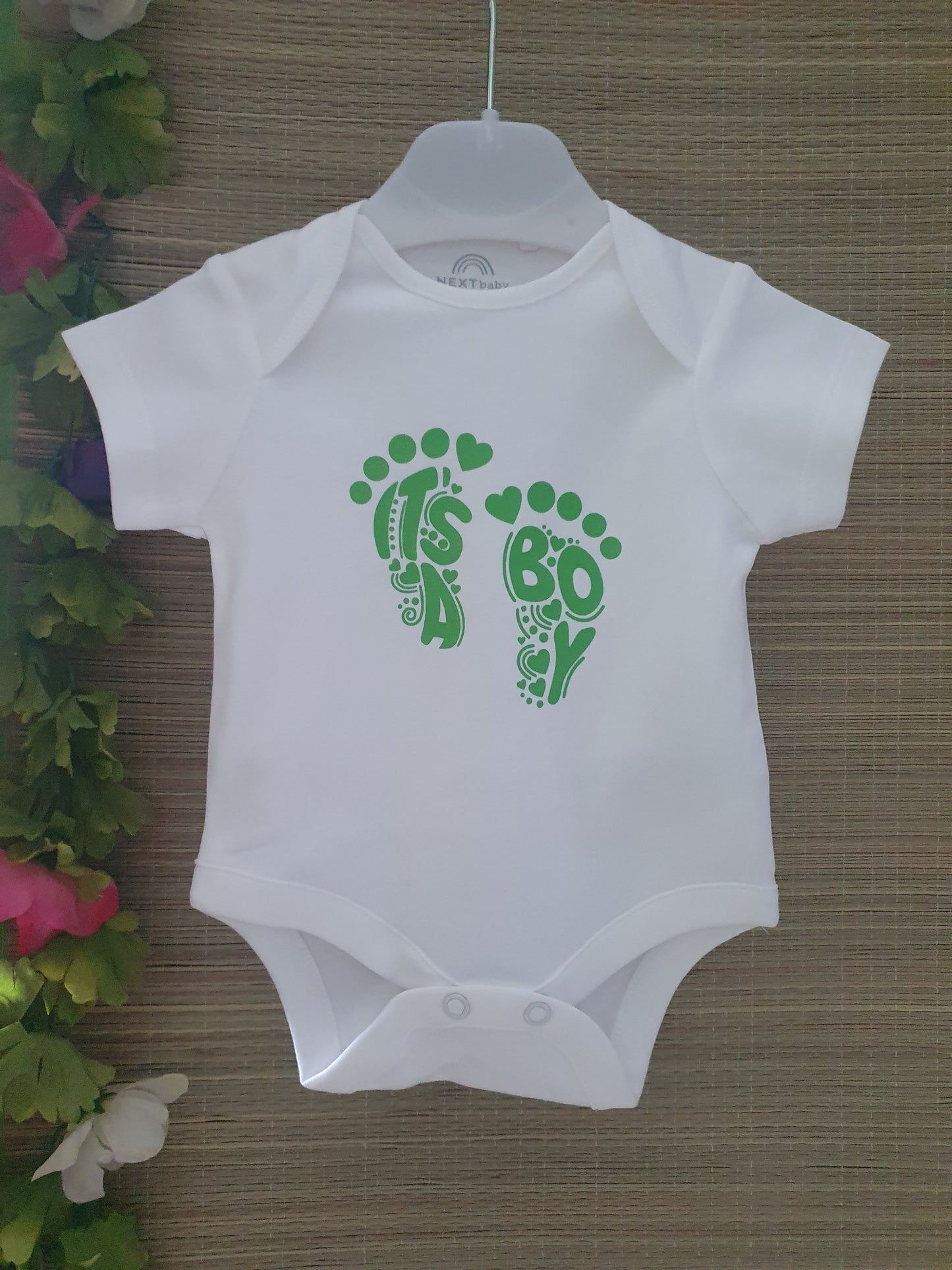Babyromper it’s a boy is een uniek design.