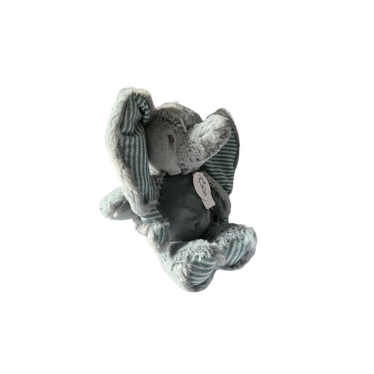  Met deze schattige Happy Horse Elephant Eddy Knuffel hoeft je kindje zich niet meer te vervelen! Knuffelolifant Eddy zorgt voor extra lang knuffelplezier.