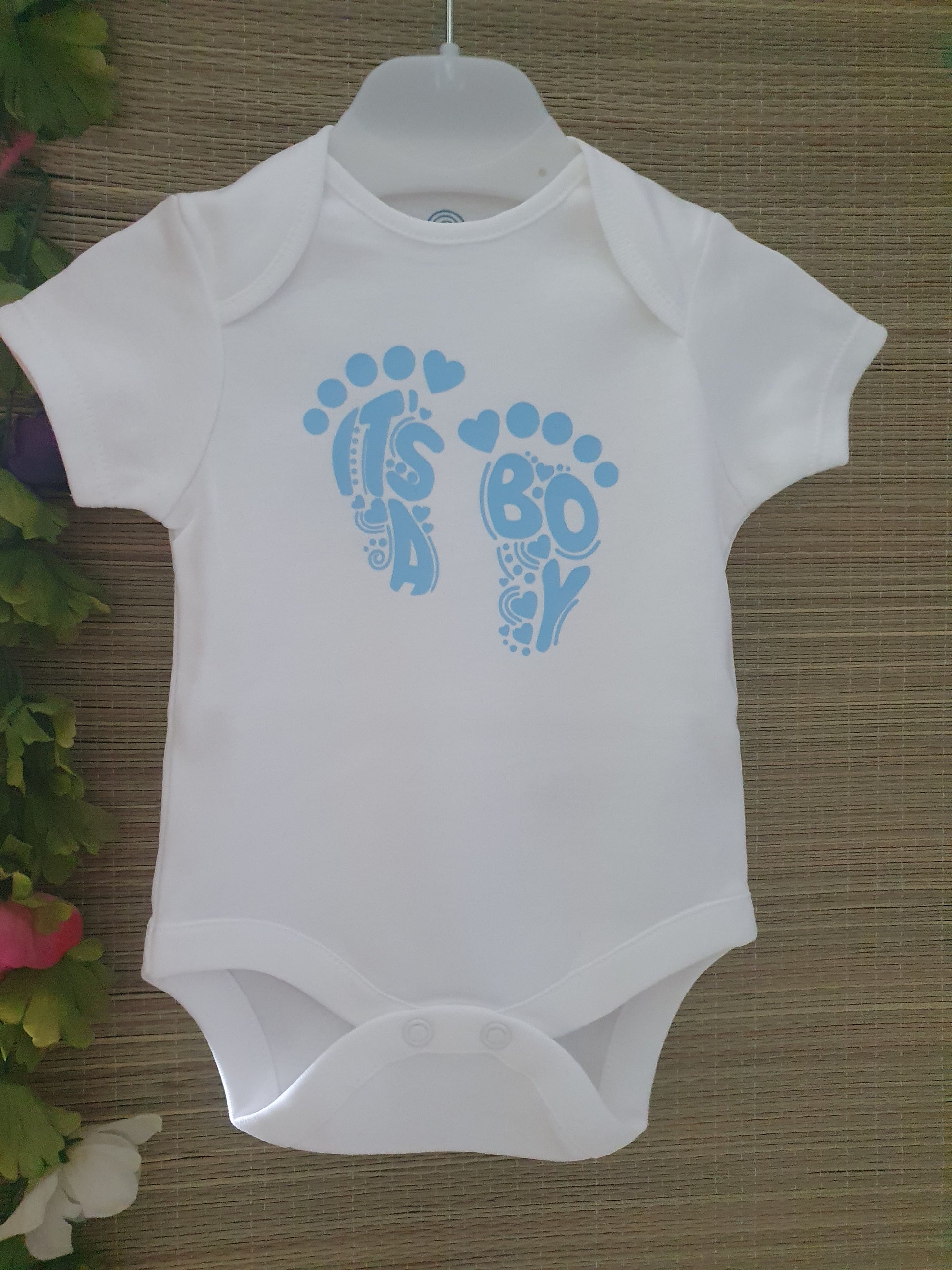 Babyromper it’s a boy is een exclusief design.